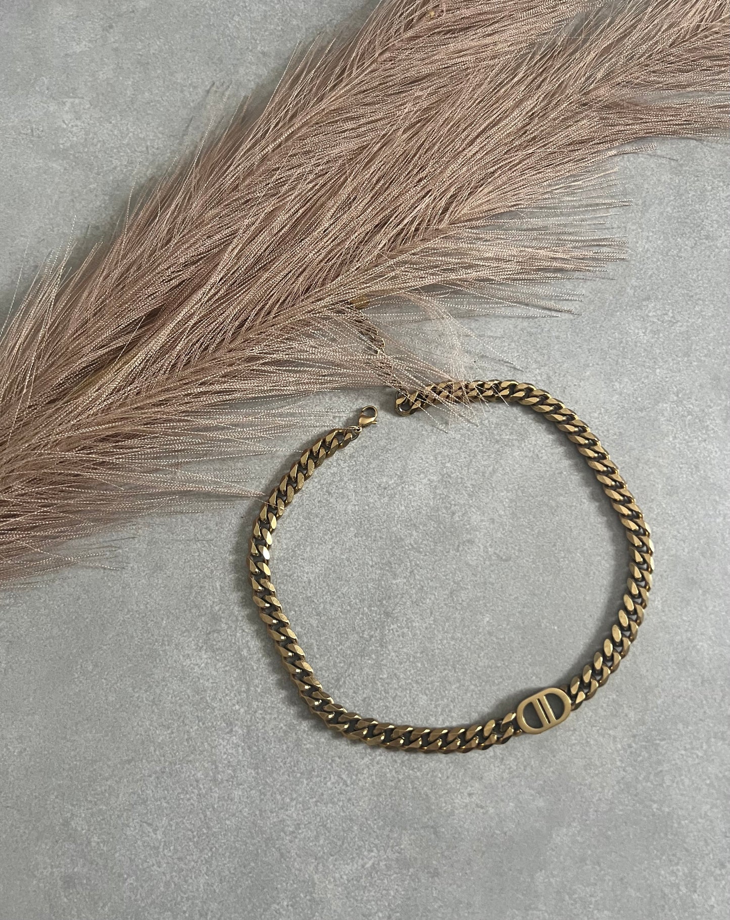 Collier Lila