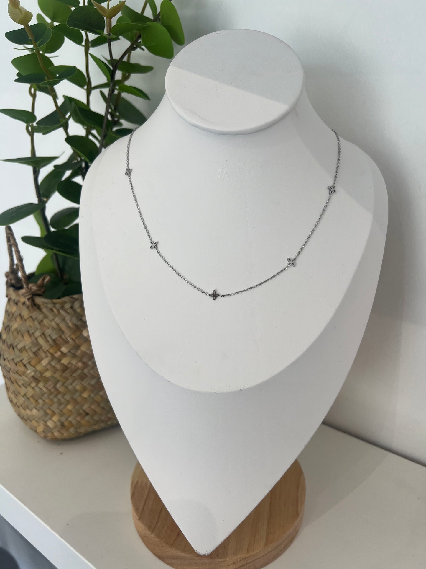 Collier Dora