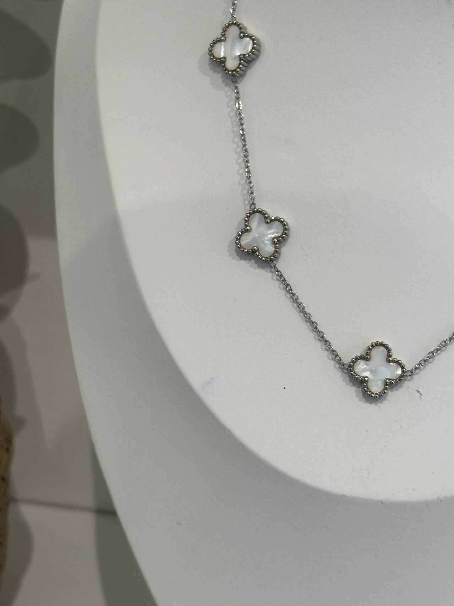 Collier Vanille Blanc argenté