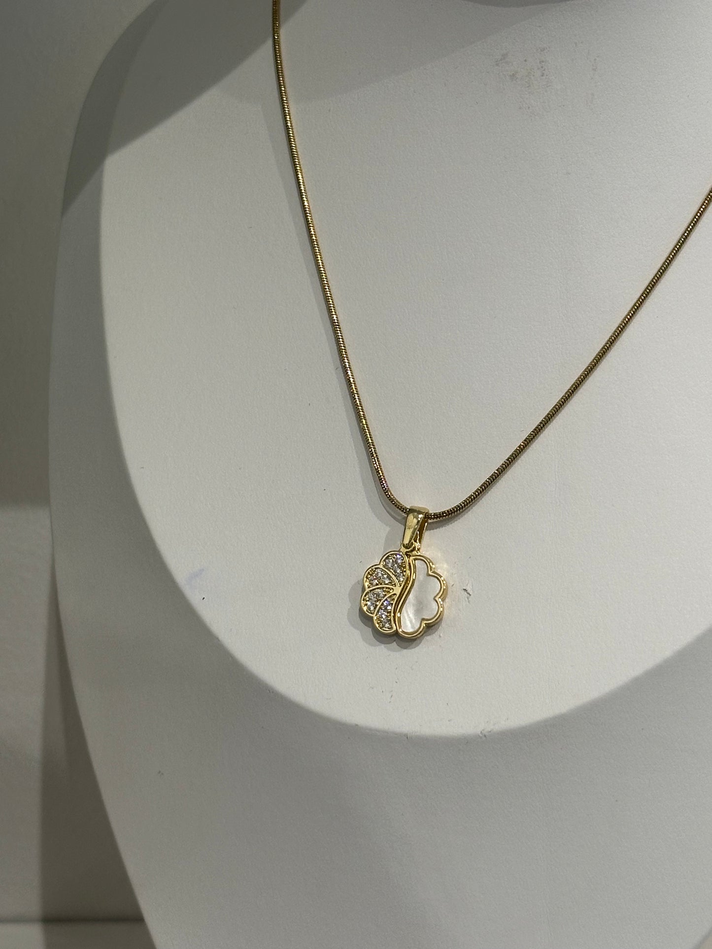 Collier Alexia doré