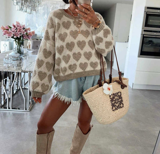 Pull cœur marron beige