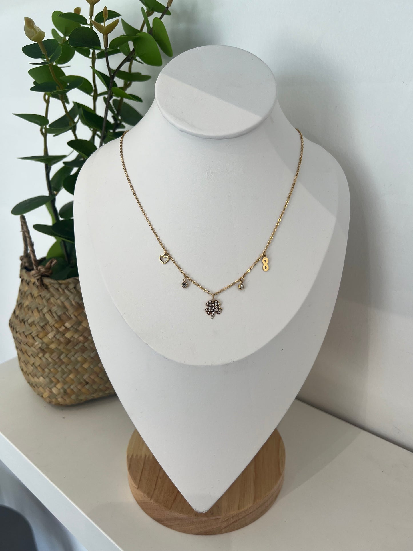 Collier chance